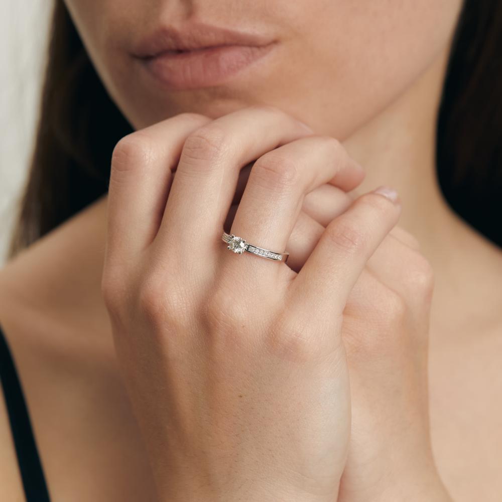 Szoliter gyűrű 750/18 K fehér arany Gyémánt Fehér, 0.08 ct, 16 Kövek, Briliáns, w-si, Gyémánt Fehér, 0.32 ct, Briliáns, w-si