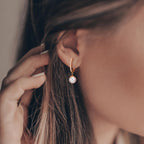 Patentzáras karika fülbevalók 750/18 K vörös arany Gyémánt 0.09 ct, 22 Kövek, tw-si [Akoya Perlen], 2 Gyöngyök 6-6.5 mm